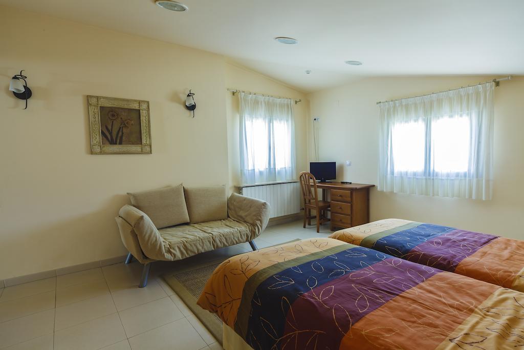 Hotel Rural La Consulta De Isar Kültér fotó